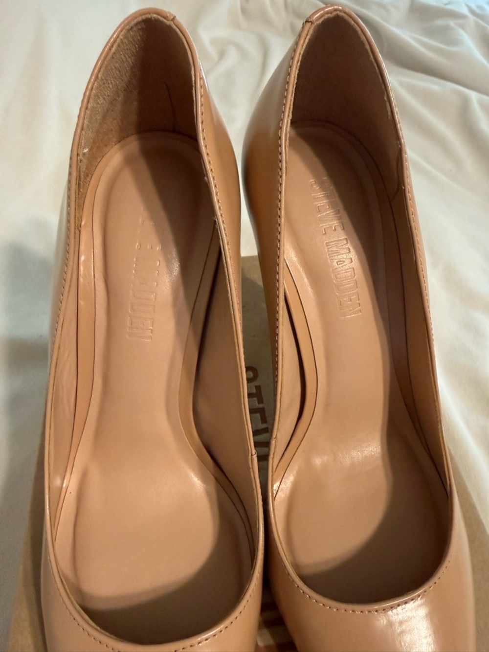 NIB Steve Madden Noir Tan Leather Stiletto Heels Pumps Classic Nude Size 8 - Picture 7 of 7